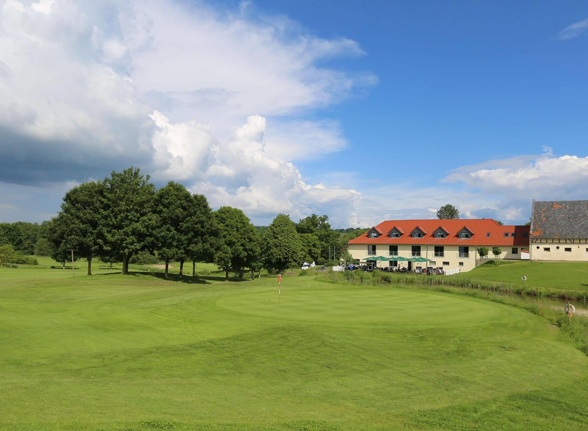 Apartments Golfpark Schlossgut Sickendorf Lauterbach Exterior foto